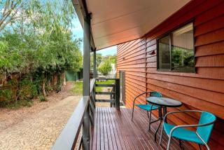 Wavelength Free Wifi and Pet Friendly outside only - 1