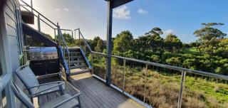 Coastal Soul Villa at Broadbeach - Inverloch - 3