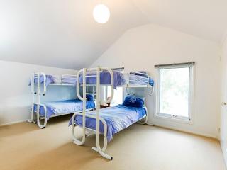 Evergreen Beach House - 7