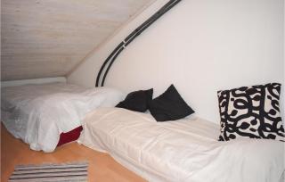 Awesome Home In Vimmerby With Wifi - Vimmerby - 2