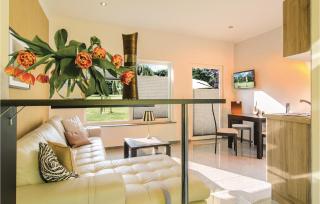 Cozy Home In Pinnow With Kitchenette - Petersberg - 3