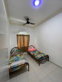 NORISH HOMESTAY - Bayan Lepas - 5