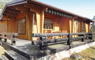 Three-Bedroom Holiday Home With A Fireplace In Grisslehamn - Grisslehamn - 0