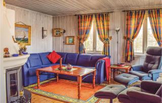 Beautiful Home In Risør With Kitchen - Songe - 8