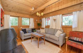 3 Bedroom Amazing Home In Sandane - 8