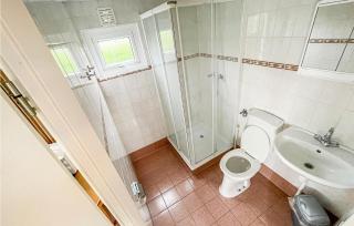Lovely Home In Tzummarum With Wifi - Tzummarum - 2