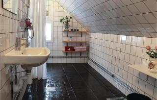 Beautiful Home In Vimmerby With Kitchen - Vimmerby - 3