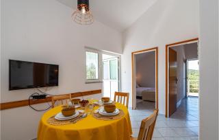 2 Bedroom Nice Home In Molat - Molat - 8