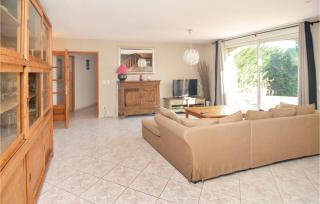 Nice Home In Eyguieres With Wifi - 4