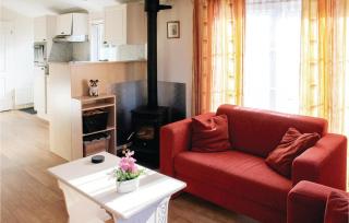 2 Bedroom Nice Home In Tzummarum - Tzummarum - 6