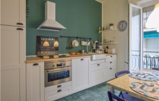 2 Bedroom Lovely Apartment In Chiavari - 7