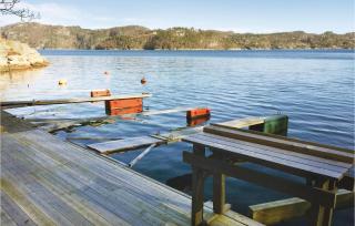 Four-Bedroom Holiday Home In Lyngdal - Lyngdal - 2