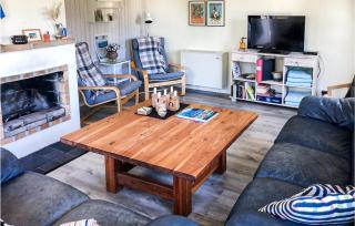 Cozy Home In Steninge With Wifi - Steninge - 2