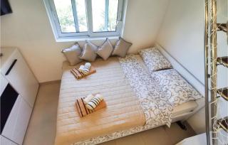 Lovely Apartment In Utjeha With Jacuzzi - Utjeha - 7