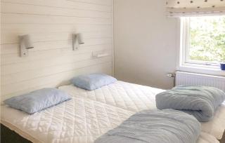 Cozy Home In Steninge With Wifi - Steninge - 2