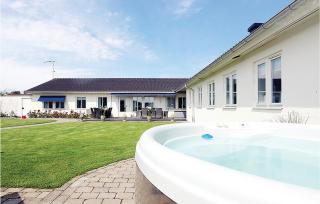 Lovely Home In Borgholm With Sauna - 9