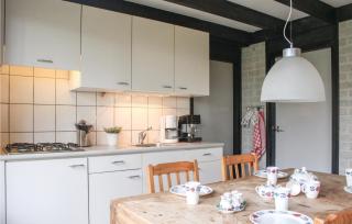 Three-Bedroom Holiday Home In Reutum - 4