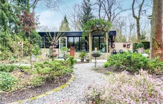 Beautiful Home In Rekem-Lanaken - Bovenwezet - 2