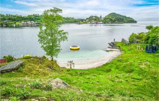 Nice Home In Sjernarøy With Sauna - Mjølsnes - 5