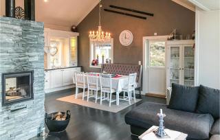 Lovely Home In Stadlandet - 9
