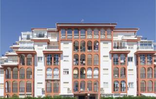 Stunning Apartment In Torrevieja - Torrevieja - 7