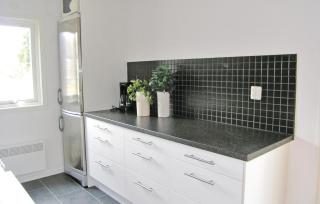 Lovely Home In Ljungby With Kitchen - 8