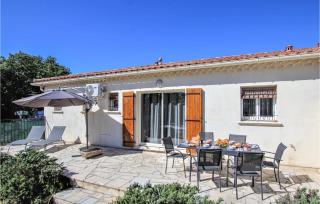 Pet Friendly Home In Rochefort Du Gard - Rochefort-du-Gard - 5