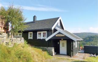 5 Bedroom Cozy Home In Norheimsund - Norheimsund - 0