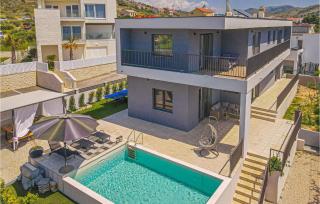 Beautiful Home In Zaboric - 8