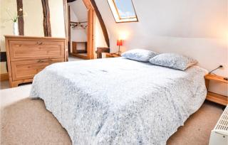 Amazing Home In St Pierre En Auge - 4