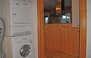 5 Bedroom Awesome Home In Segmon - Kangerud - 2