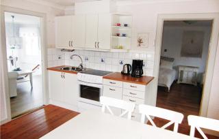 Stunning Apartment In Kungshamn - Kungshamn - 6