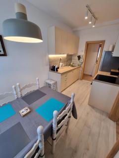 Golden Fields Apartment near the Old Town - 2