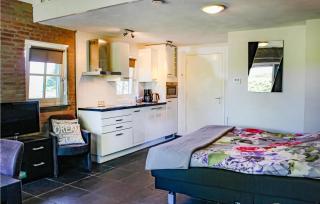 Awesome Home In Udenhout With Wifi - Udenhout - 9