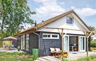 2 Bedroom Lovely Home In Julianadorp - Julianadorp - 0