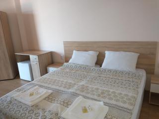 Aura Family Hotel - Ravda - 9