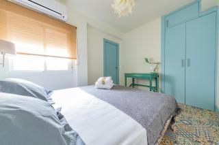 FUN BUILDING TERRACES by HOMEABOUT - 1