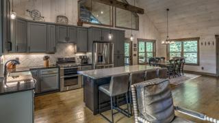Bert's Hideaway - Blue Ridge - 4