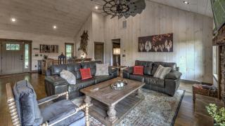 Bert's Hideaway - Blue Ridge - 6