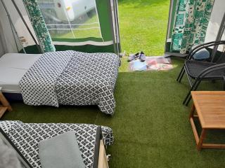 Romala's Home Caravan - Kiel - 1