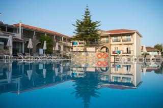Dennys Inn Hotel - 3