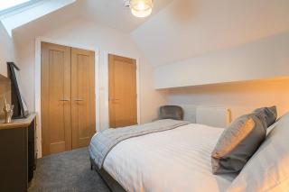 The Queens Arms Apartments - 4