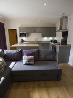 White Cottage - Cosy Holiday Cottage in Drymen, Loch Lomond & Trossachs with free parking on private driveway - 4