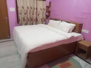 CHÉRI HOME Stay - 1