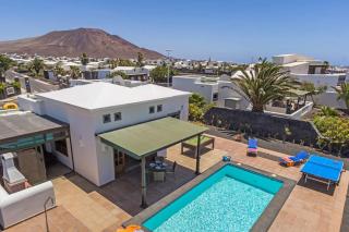 Villa Victoria Luz by Villa Plus - Playa Blanca - 5