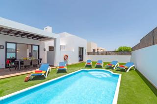 Villa Janubio by Villa Plus - Playa Blanca - 1