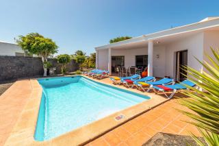 Villa Zoe by Villa Plus - 8