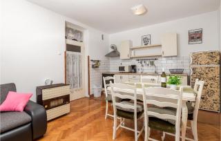 Lovely Apartment In Senj With Wifi - Senj - 5