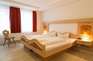 Hotel Krone & Restaurant - 2