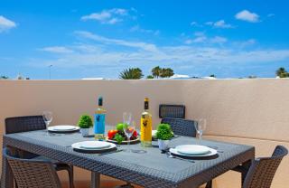 Riviera Park, central 2 bed apartment - Puerto del Carmen - 4